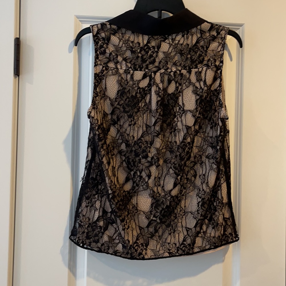 ALICE + OLIVIA Lace Collared Button Down Top - Picture 5 of 7